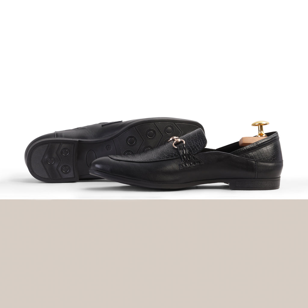 Classic Crocodile Embossed Loafers - Black