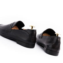 Load image into Gallery viewer, Full Grain Comfort Loafers - Black