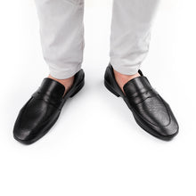 Load image into Gallery viewer, Full Grain Comfort Loafers - Black