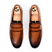 Load image into Gallery viewer, Modern Two-Toned Loafers - Tan