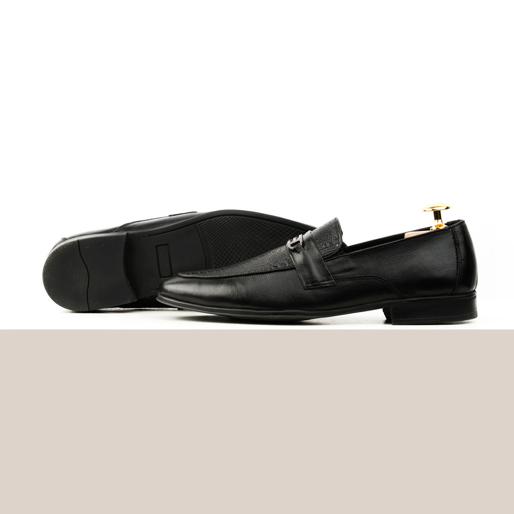 Crocodile-Vamp Buckled Loafers - Black