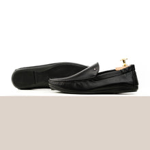 Load image into Gallery viewer, Comfortable Adaptive Moccasins - Black