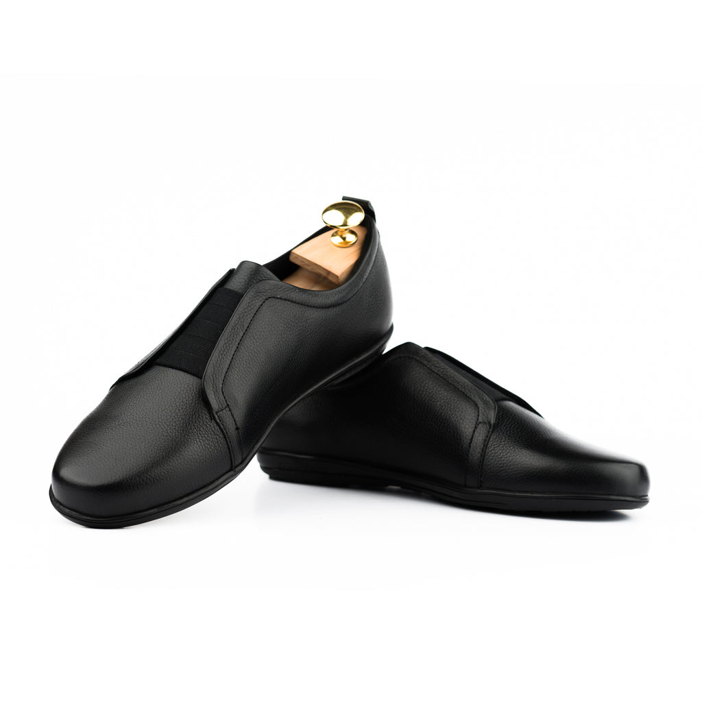Elite Minimalist Sneakers - Black