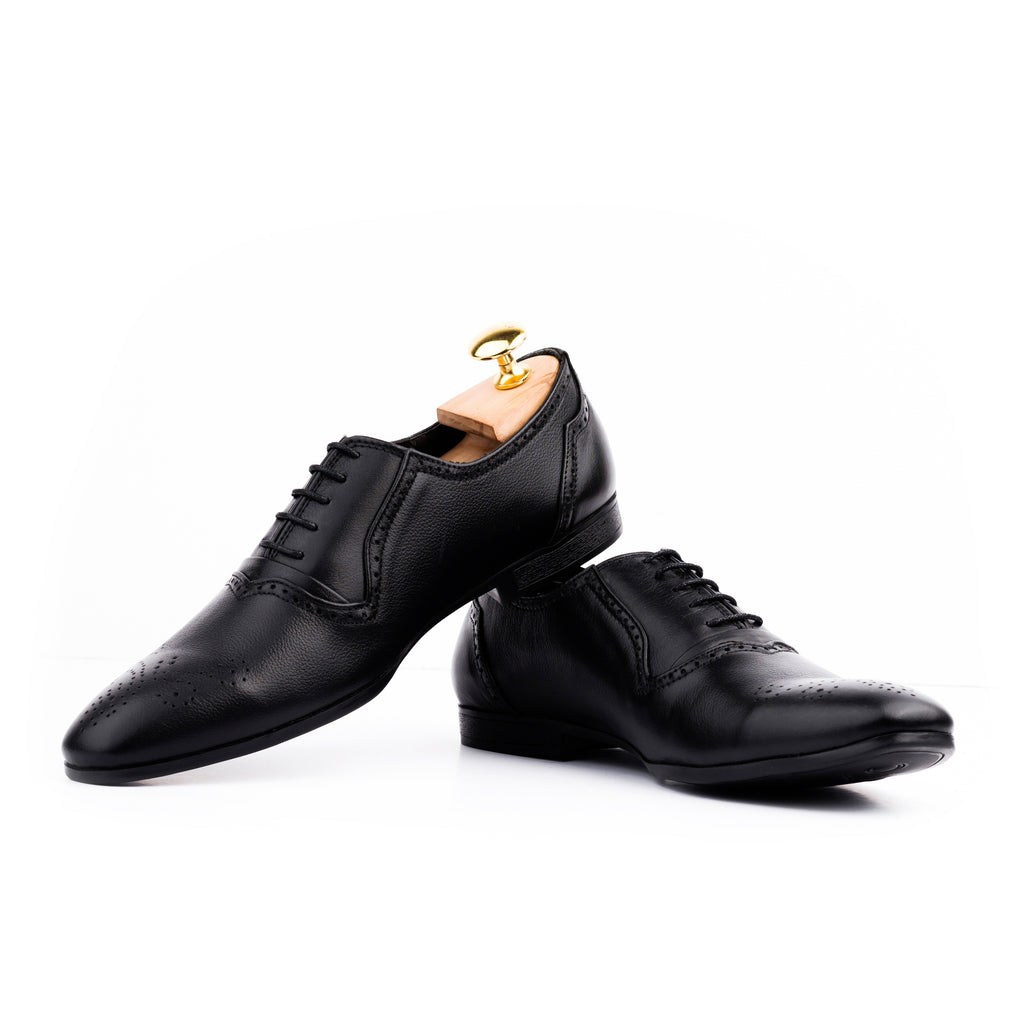 Traditional Wingtip Oxfords – Black