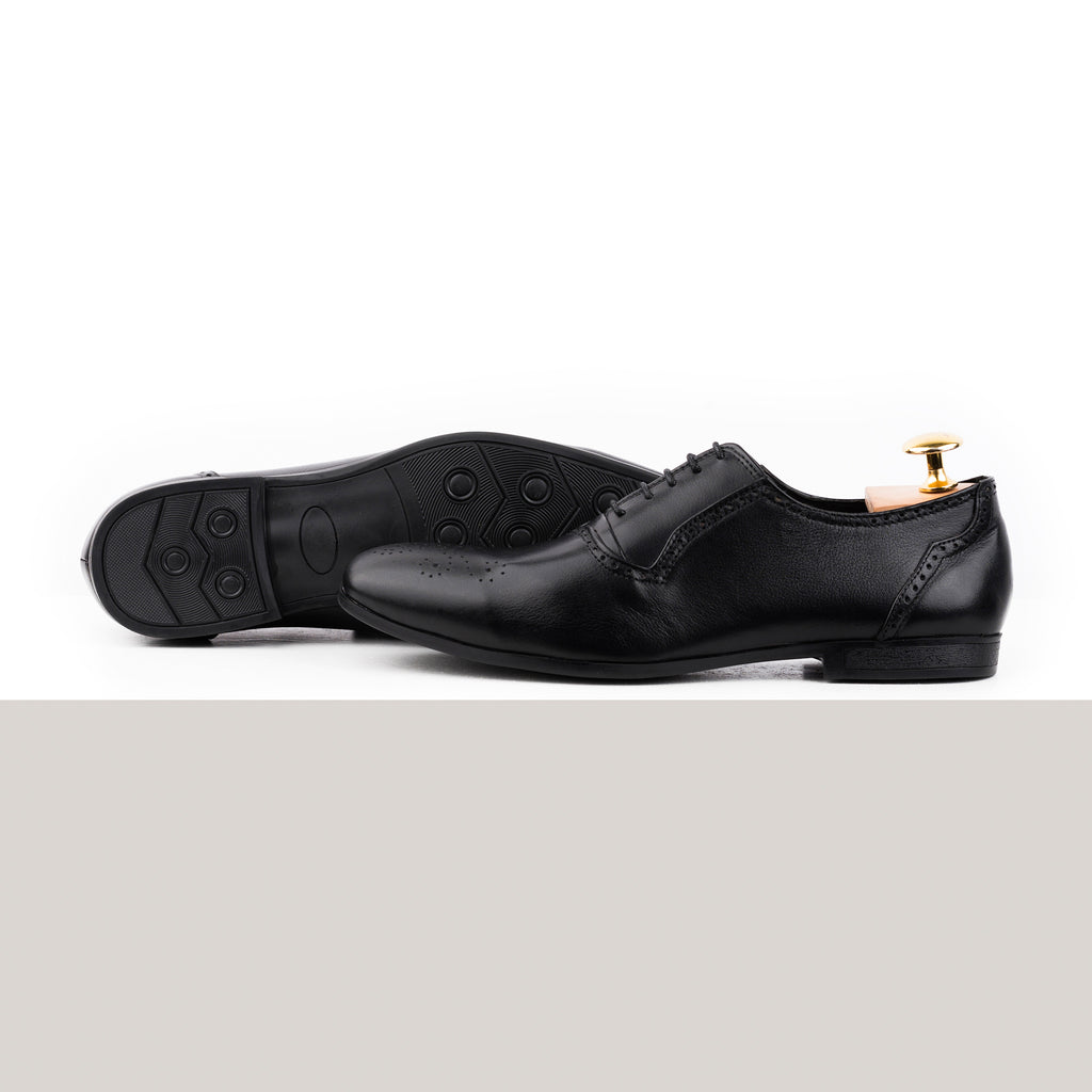 Traditional Wingtip Oxfords – Black