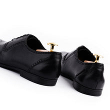 Load image into Gallery viewer, Traditional Wingtip Oxfords – Black