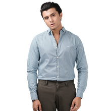 Load image into Gallery viewer, Classic Gingham Casual Shirt