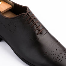 Load image into Gallery viewer, Classic Wingtip Oxfords - Brown