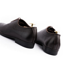 Load image into Gallery viewer, Classic Wingtip Oxfords - Brown