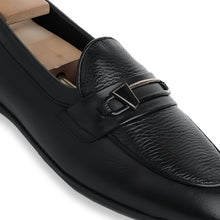 Load image into Gallery viewer, Regal Buckled Loafers - Black