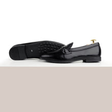 Load image into Gallery viewer, Regal Buckled Loafers - Black