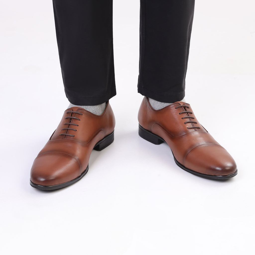 Classic Leather Oxfords - Tan