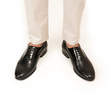 Load image into Gallery viewer, Executive Brogue Oxfords - Black