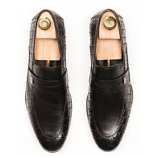 Load image into Gallery viewer, Signature Penny Loafers - Black