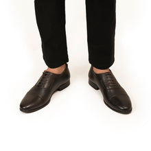 Load image into Gallery viewer, Classic Cap-Toe Oxfords - Dark Brown