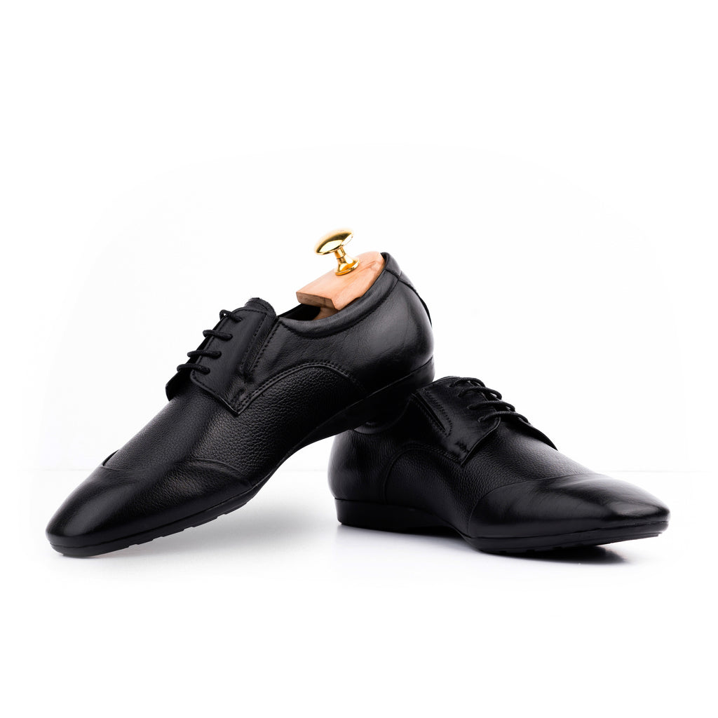Open-Laced Derbies - Black