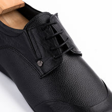Load image into Gallery viewer, Open-Laced Derbies - Black
