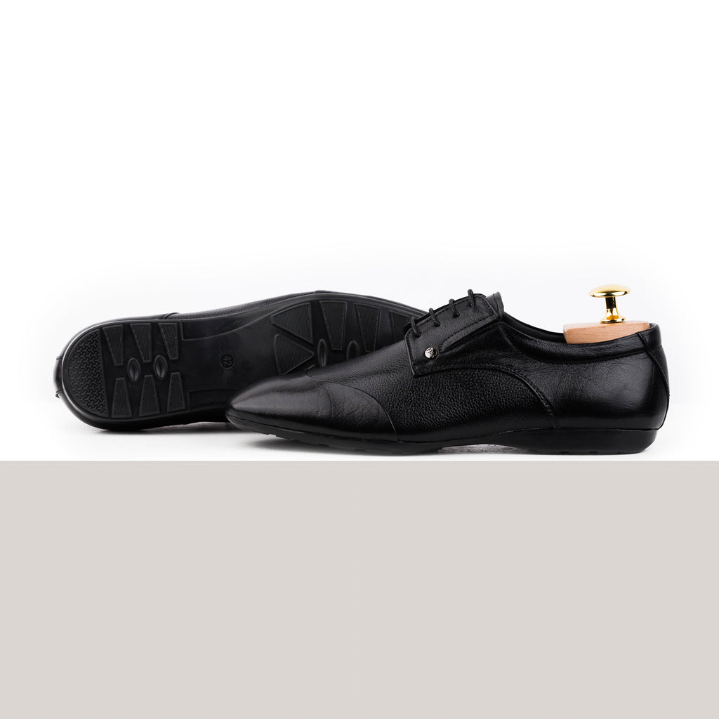 Open-Laced Derbies - Black