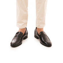 Load image into Gallery viewer, Ostrich Embossed Leather Loafers - Black