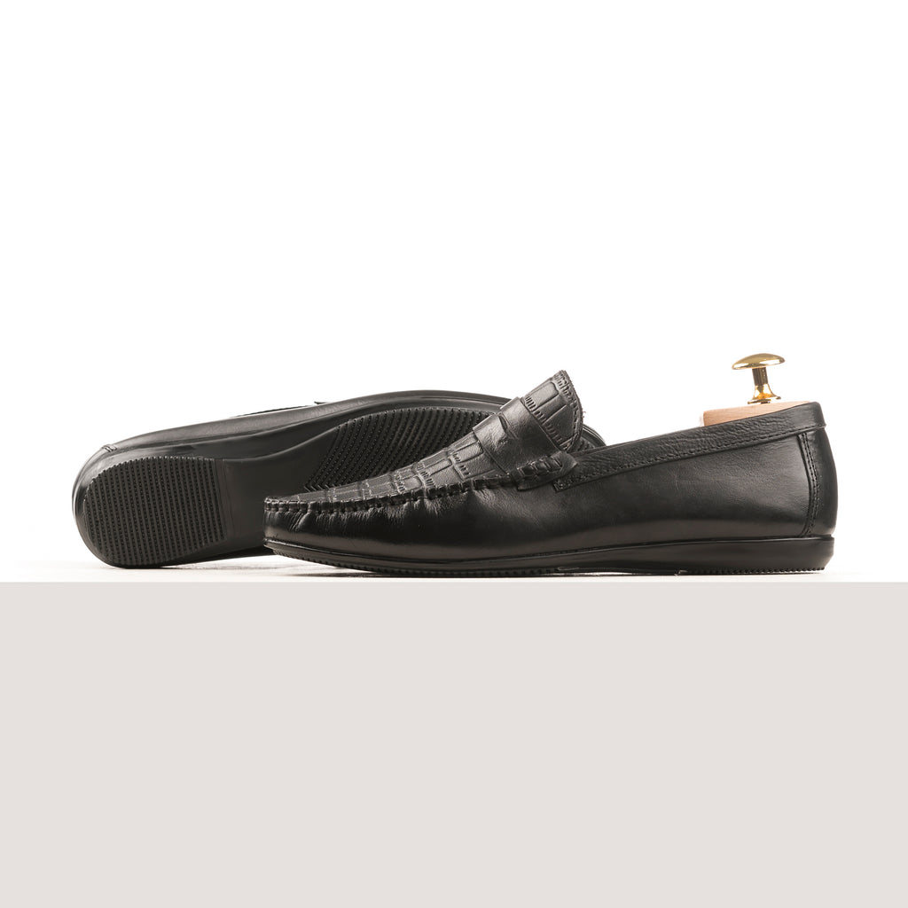 Imperial Crocodile Embossed Moccasins - Black