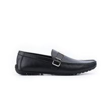 Load image into Gallery viewer, Crocodile Strapped Moccasins-Black