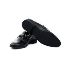 Load image into Gallery viewer, Ostrich Print Buckled Loafer - Black