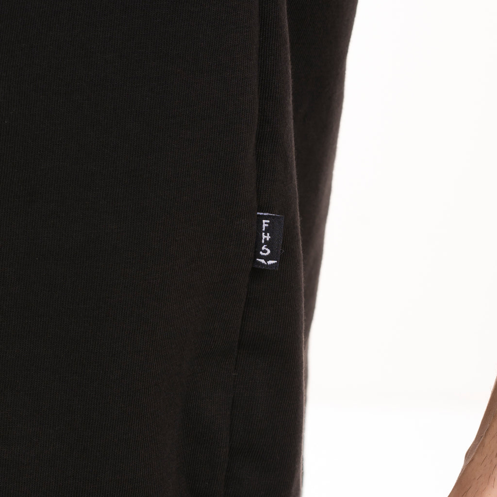 Urban V-Neck T-shirt - Black