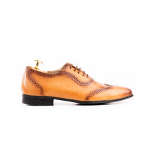 Load image into Gallery viewer, Patina Brogue Oxfords - Tan