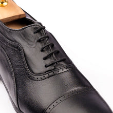 Load image into Gallery viewer, Classic Executive Oxfords - Black