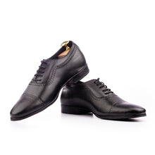 Load image into Gallery viewer, Classic Executive Oxfords - Black