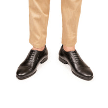 Load image into Gallery viewer, Classic Executive Oxfords - Black