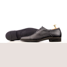 Load image into Gallery viewer, Classic Executive Oxfords - Black