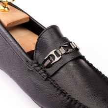 Load image into Gallery viewer, Sleek Urban Moccasins - Black
