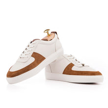 Load image into Gallery viewer, Modern Comfort Sneakers - Tan/White
