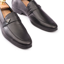 Load image into Gallery viewer, Signature Leather Loafers - Black