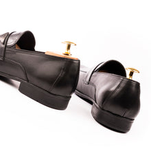 Load image into Gallery viewer, Signature Leather Loafers - Black