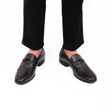 Load image into Gallery viewer, Bold Flair Loafers-Coffee