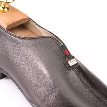 Load image into Gallery viewer, Classic Stitch Detail Leather Loafers - Brown