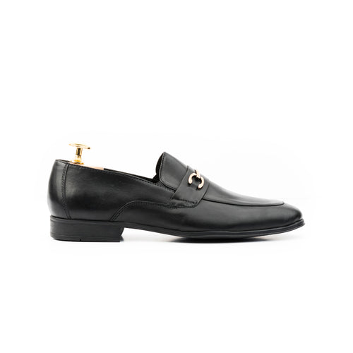 Sleek Stallion Loafers - Black