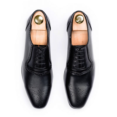 Traditional Wingtip Oxfords – Black