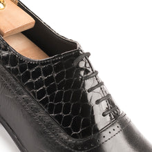 Load image into Gallery viewer, Executive Brogue Oxfords - Black