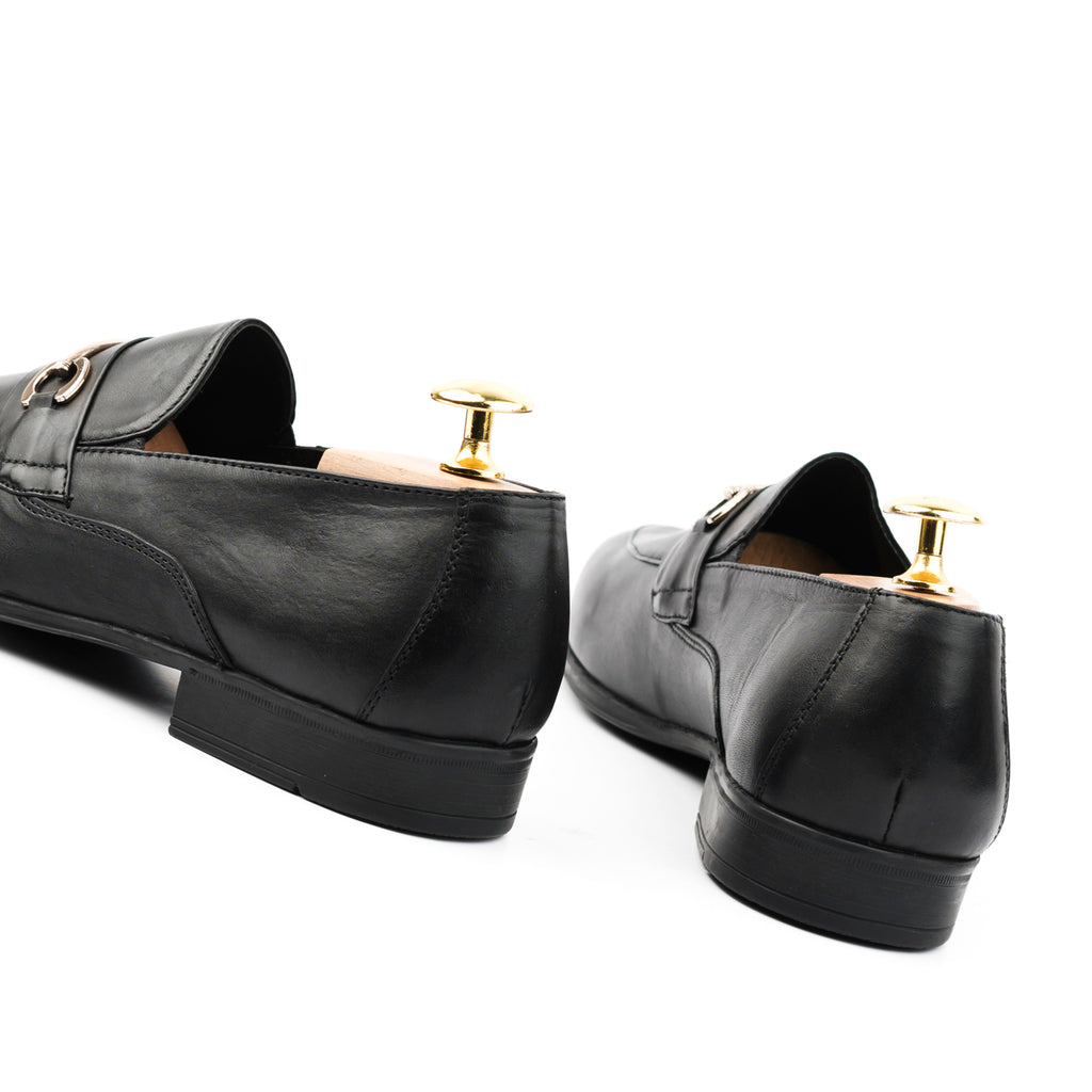Sleek Stallion Loafers - Black