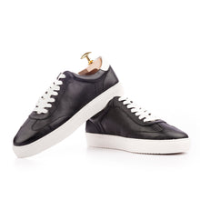 Load image into Gallery viewer, Modern Comfort Sneakers - Black/White