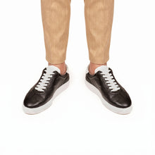 Load image into Gallery viewer, Modern Comfort Sneakers - Black/White