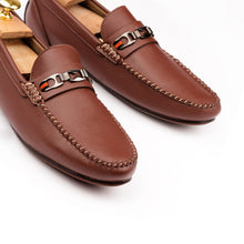 Load image into Gallery viewer, Sleek Urban Moccasins - Tan