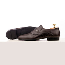 Load image into Gallery viewer, Prestige Croc-Pattern Formal Dress Loafers - Brown