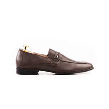 Load image into Gallery viewer, Twisted Rope Buckled Loafers - Brown