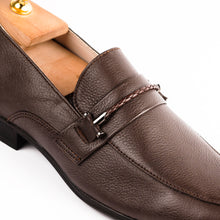 Load image into Gallery viewer, Twisted Rope Buckled Loafers - Brown