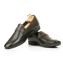 Load image into Gallery viewer, Two-Toned Grain Leather Buckle Loafers - Black