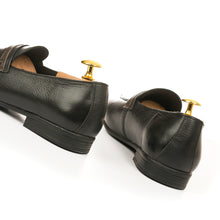 Load image into Gallery viewer, Two-Toned Grain Leather Buckle Loafers - Black